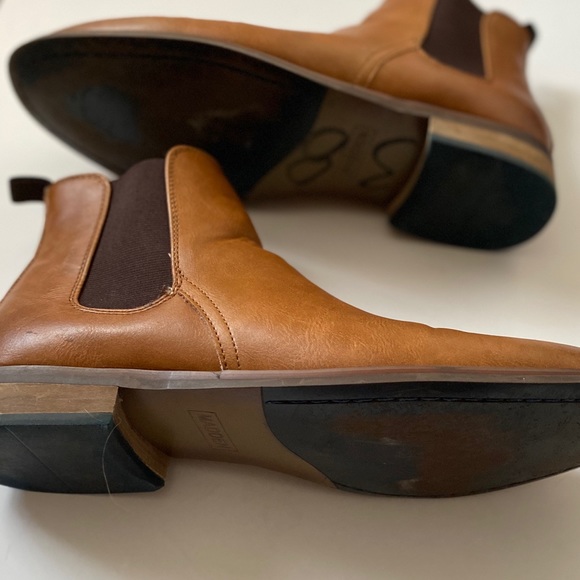 Steve Madden Tan Leather Boots - Picture 4 of 5